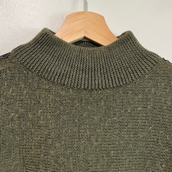Orange Vintage Olive Green Knit Sweater - Size M - Picture 2 of 12